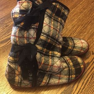 Plaid slipper boots w/ties on sides
